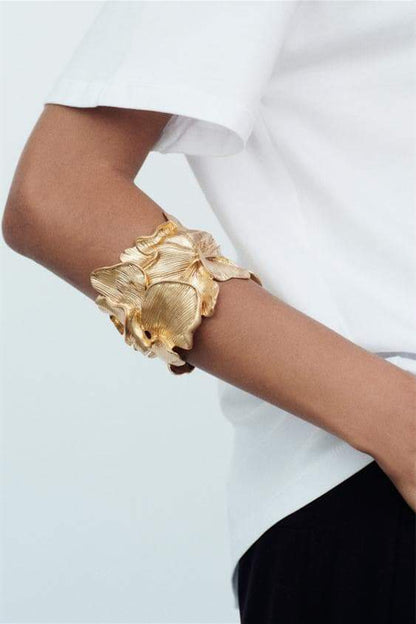 Gold - Metallic Textured Flowers Bracelet-Sunfere